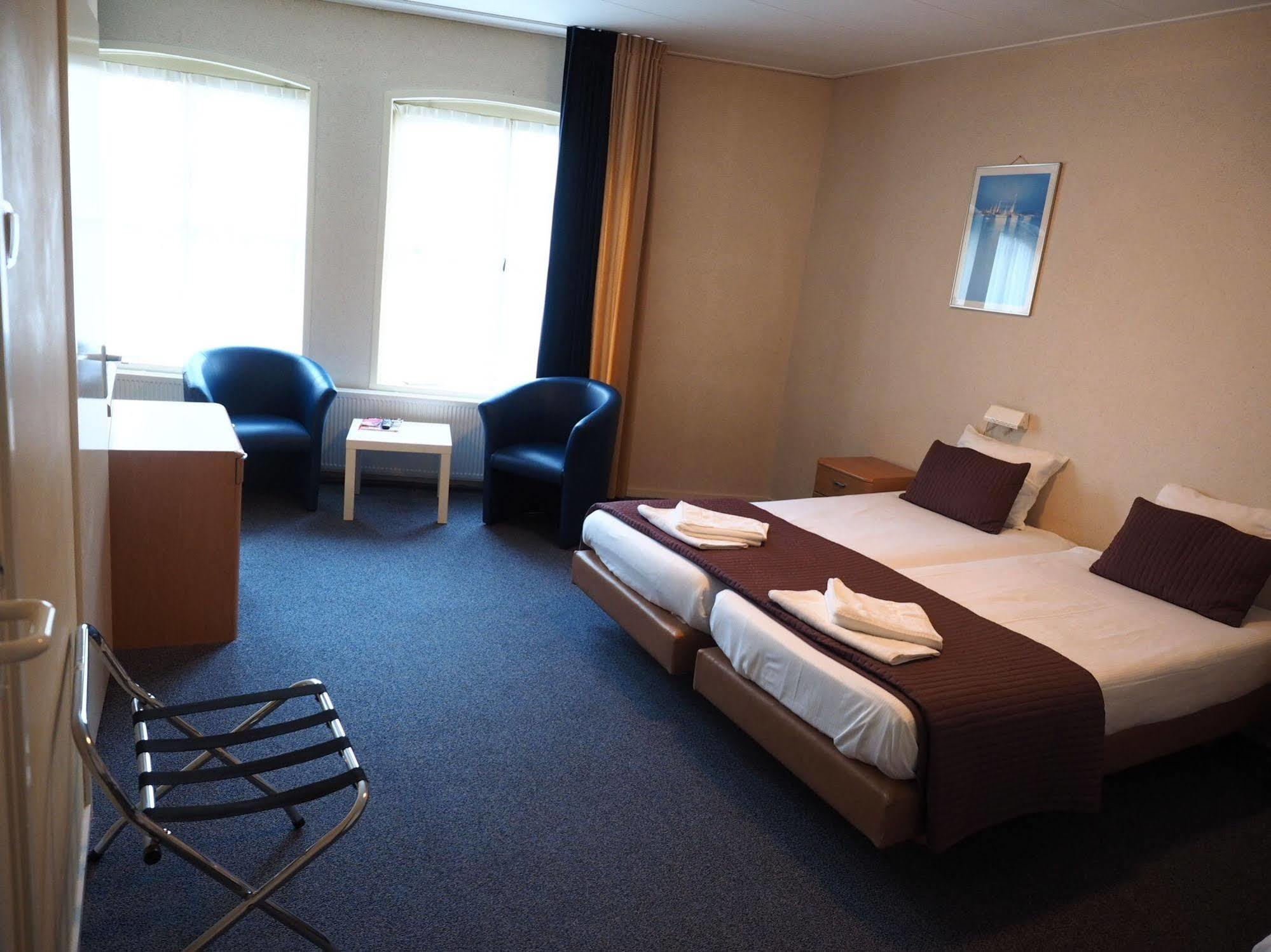 Hotel 'T Anker Leeuwarden Exterior photo